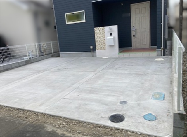 *茅ヶ崎市 外構デザイン 門袖の花ブロックがアクセントになったシンプルでお洒落な外構